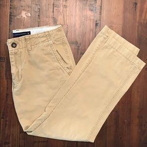 Men’s American Eagle Original Straight Khaki Pants